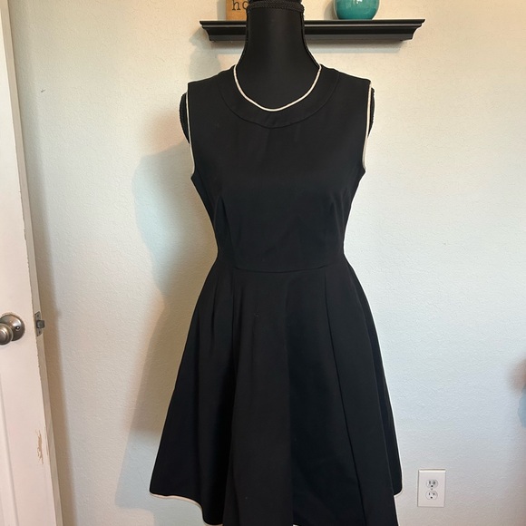 Preppy Classic Americana kate spade Black Fit-and-Flare Mini Dress Size 4 - Picture 2 of 11